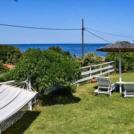 Kinira Beach Hotel Ξενοδοχείο