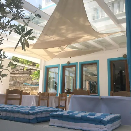 Kinira Beach Hotel Ξενοδοχείο