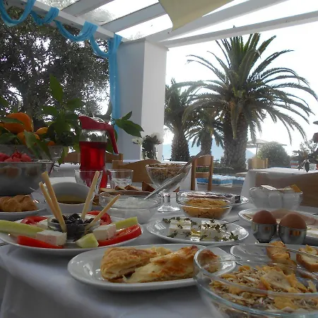 Kinira Beach Hotel Κοίνυρα