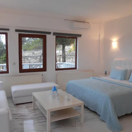 Ξενοδοχείο Kinira Beach Hotel