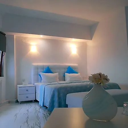 Hotel Kinira Beach Hotel 2*