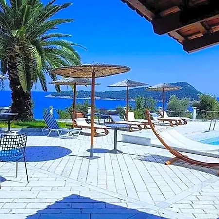 Kinira Beach Hotel Hotel