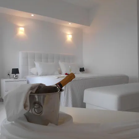 Kinira Beach Hotel Koinira