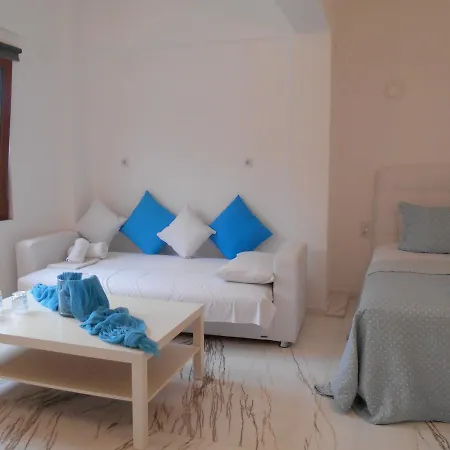 호텔 Kinira Beach Hotel 2*