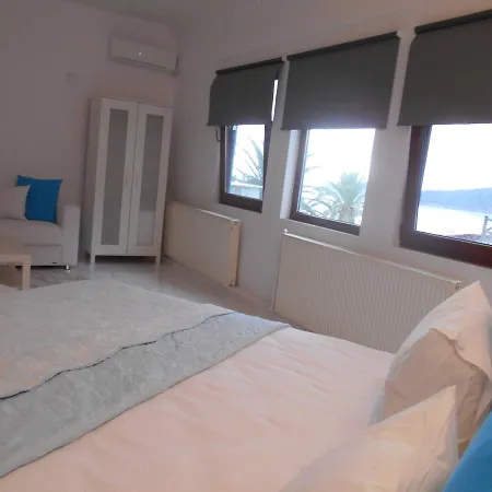 فندق Kinira Beach Hotel