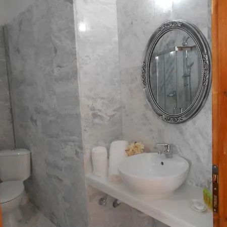 Kinira Beach Hotel Hotel Koinira