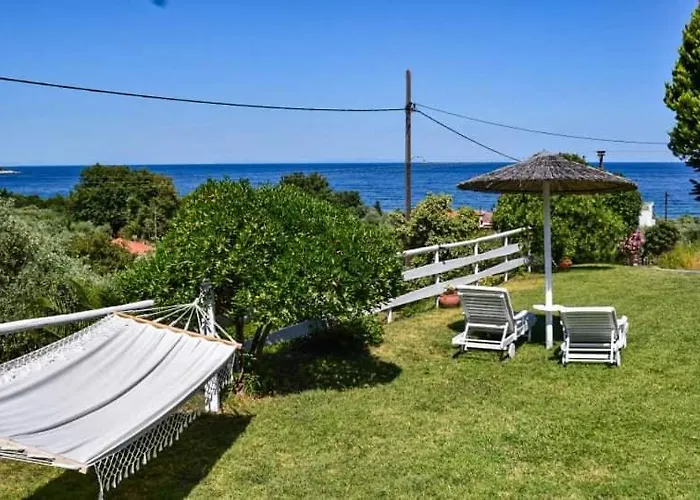 Kinira Beach Hotel Ξενοδοχείο