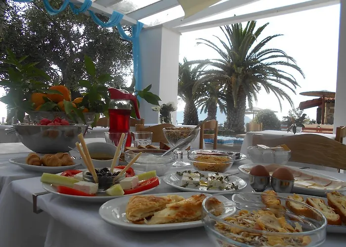 Kinira Beach Hotel Κοίνυρα