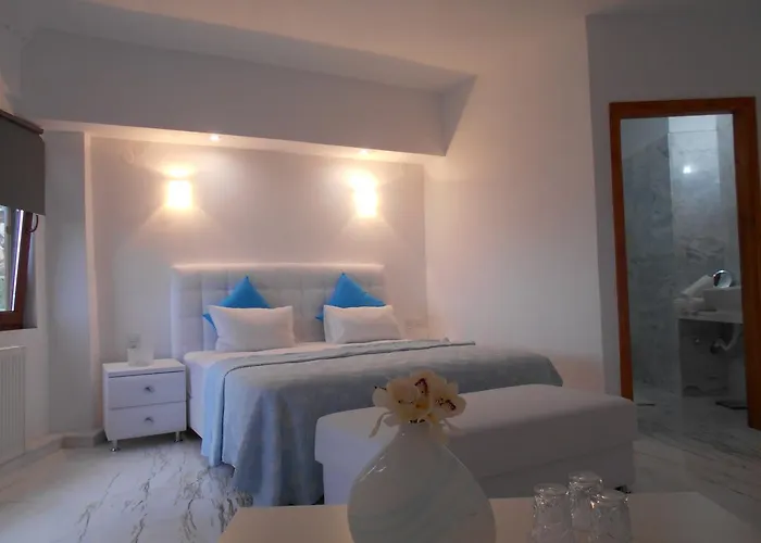 Ξενοδοχείο Kinira Beach Hotel